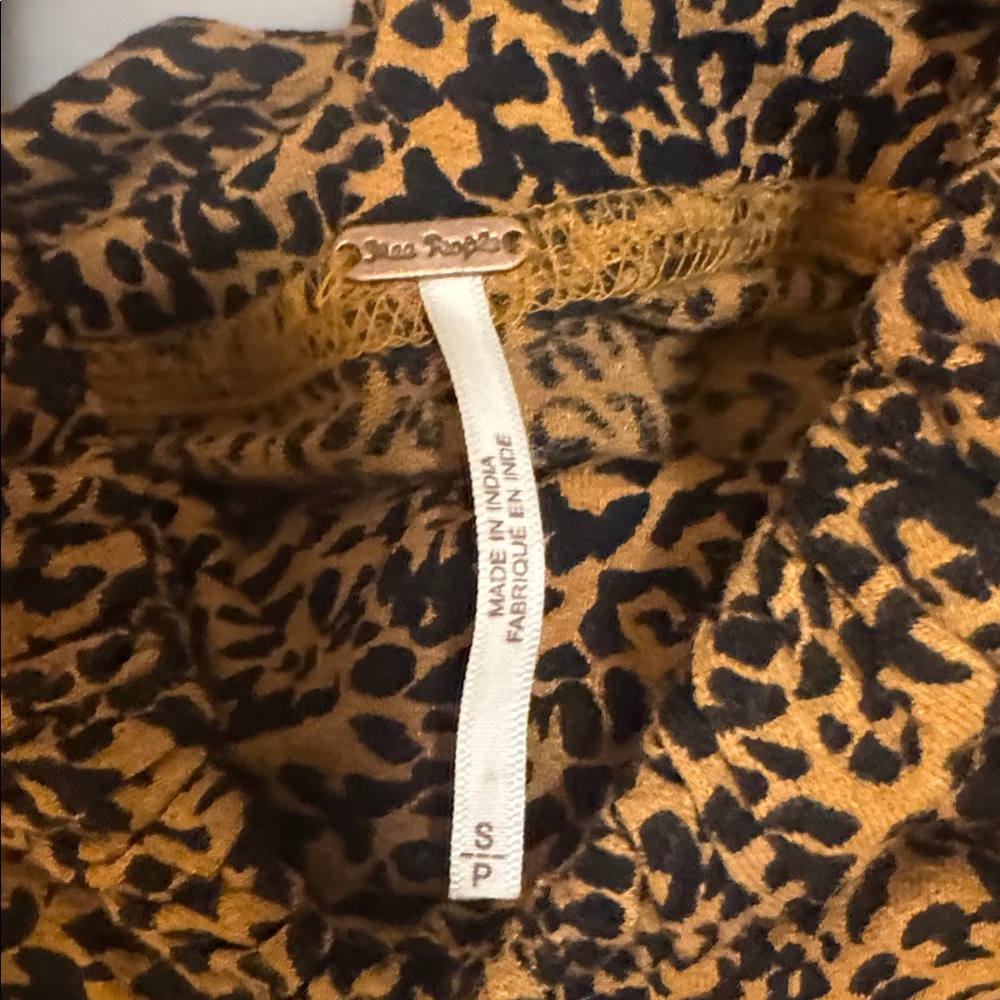 Free People Wide Eyed Top - Leopard Print - Small - Picture 5 of 7